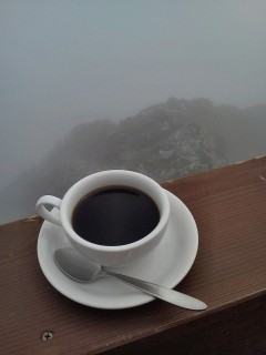 北穂高山荘のコーヒーは旨い。