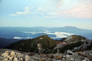 【静かな景色】木曽駒より御岳、９月21日の撮影。