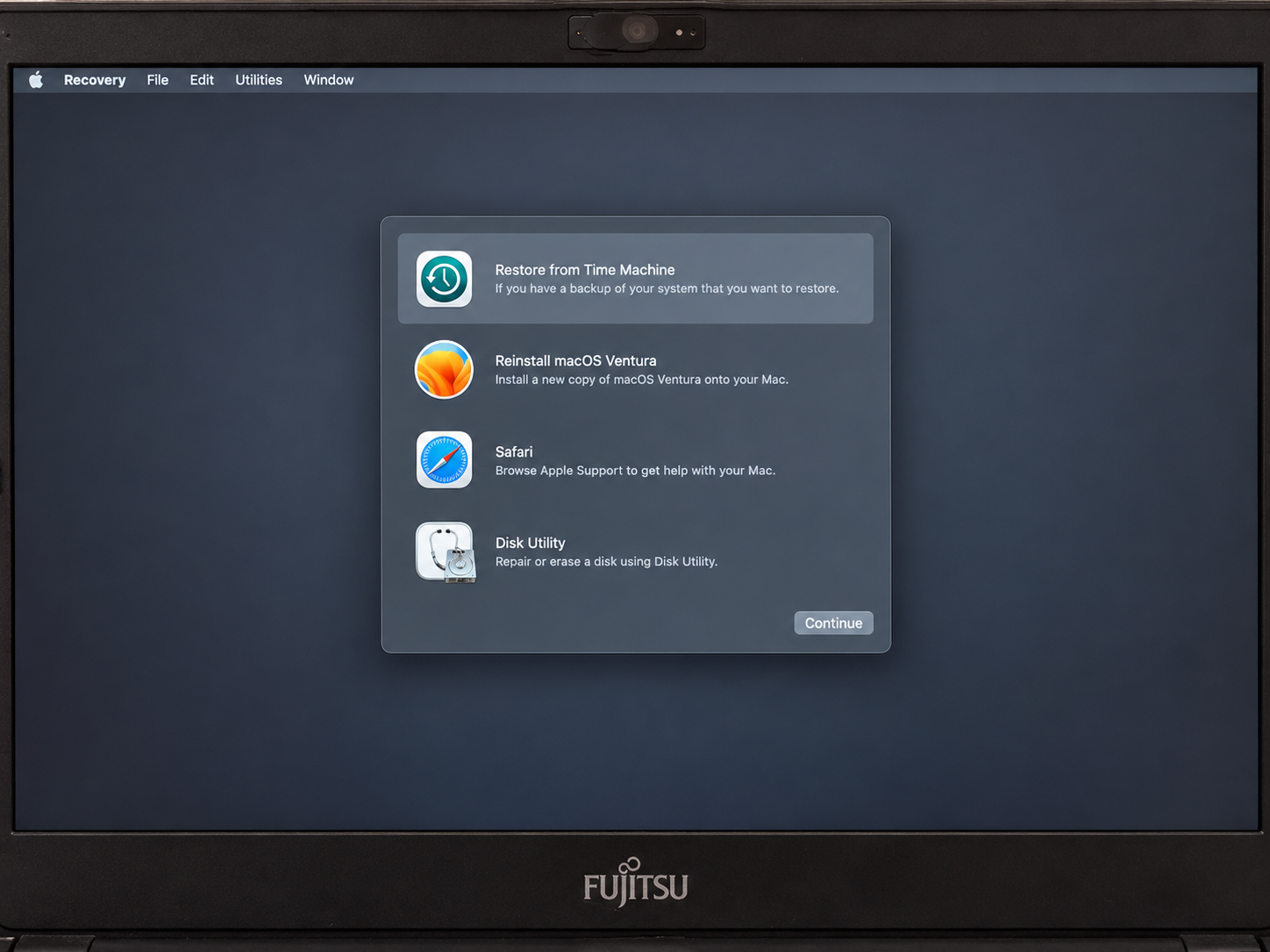 macOS Venturaの復旧ユーティリティ画面、再インストールやディスクユーティリティの選択肢（説明用加工画像）